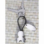 M 2070 LLAVERO PERSONA CON PLACA