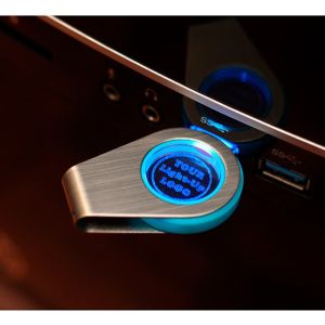 TH-063 USB GIRATORIA CON LUZ